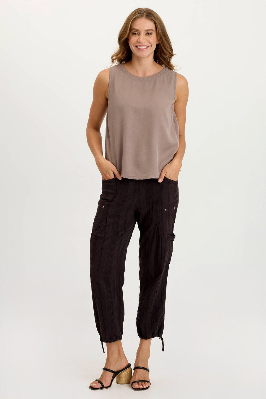 Ryle Textured Gauze Cargo Crop Pant