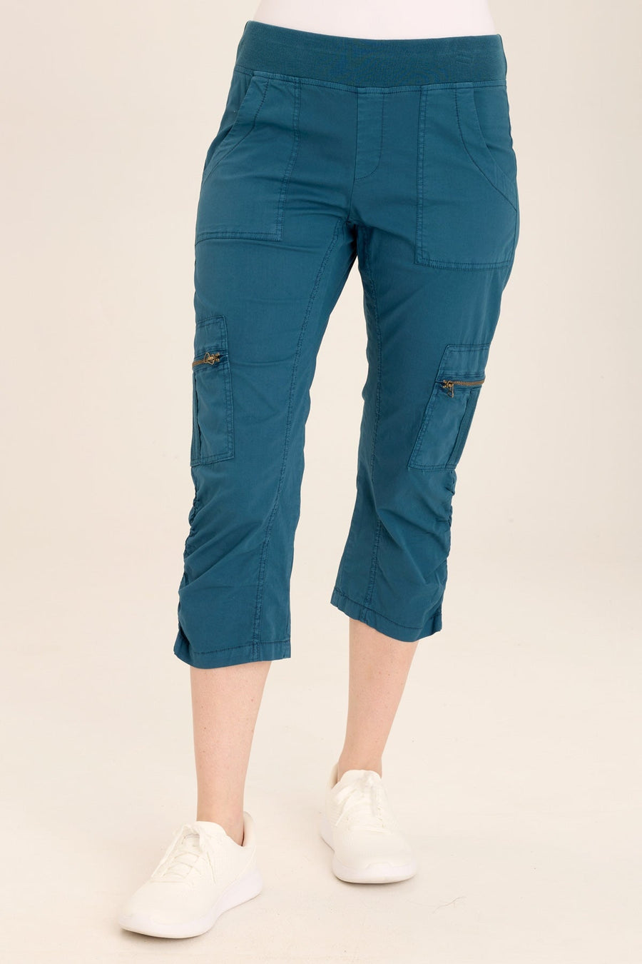 Nadia Crop