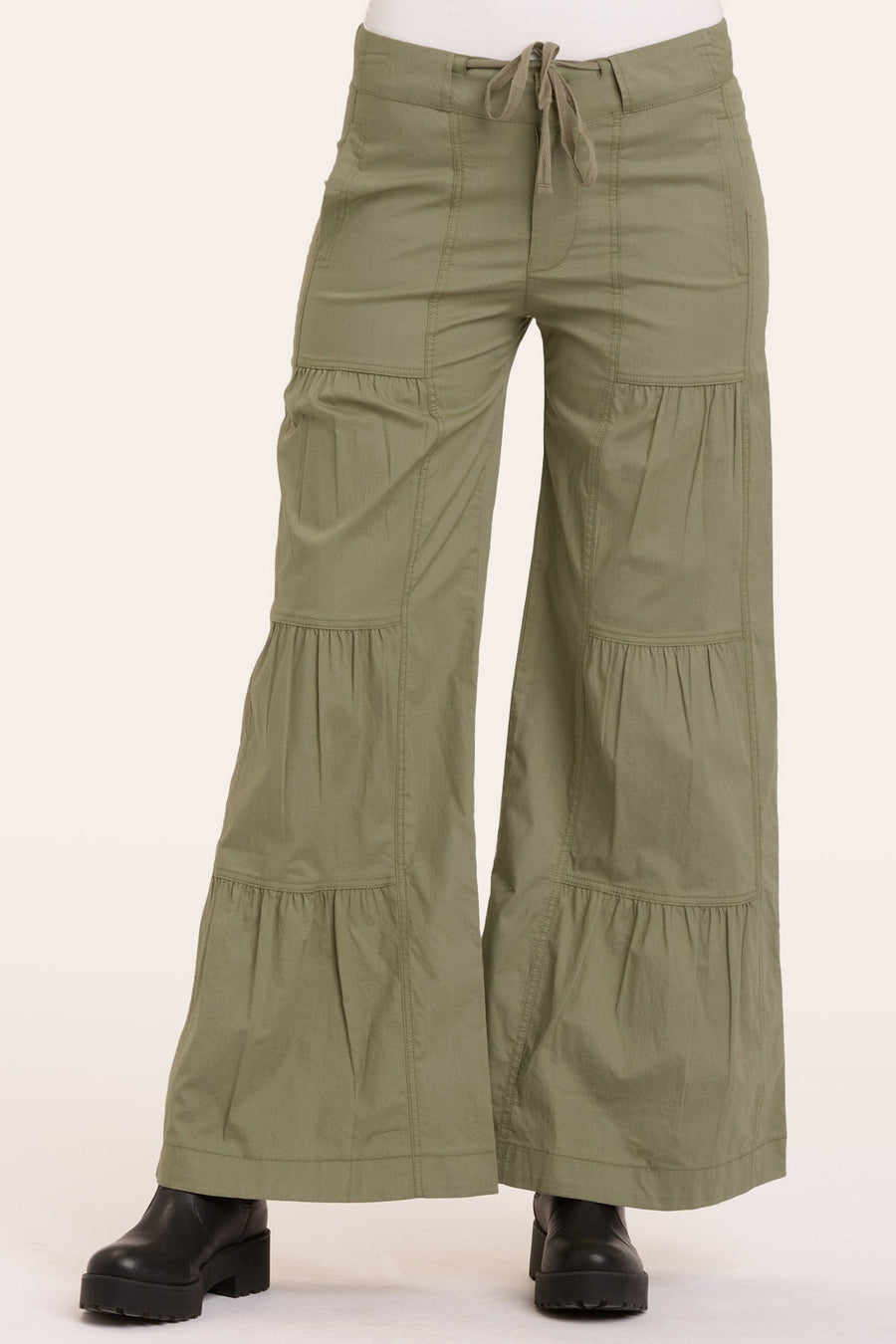 Terraced Wide Leg Pant