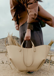 Cyme - Textured Sand